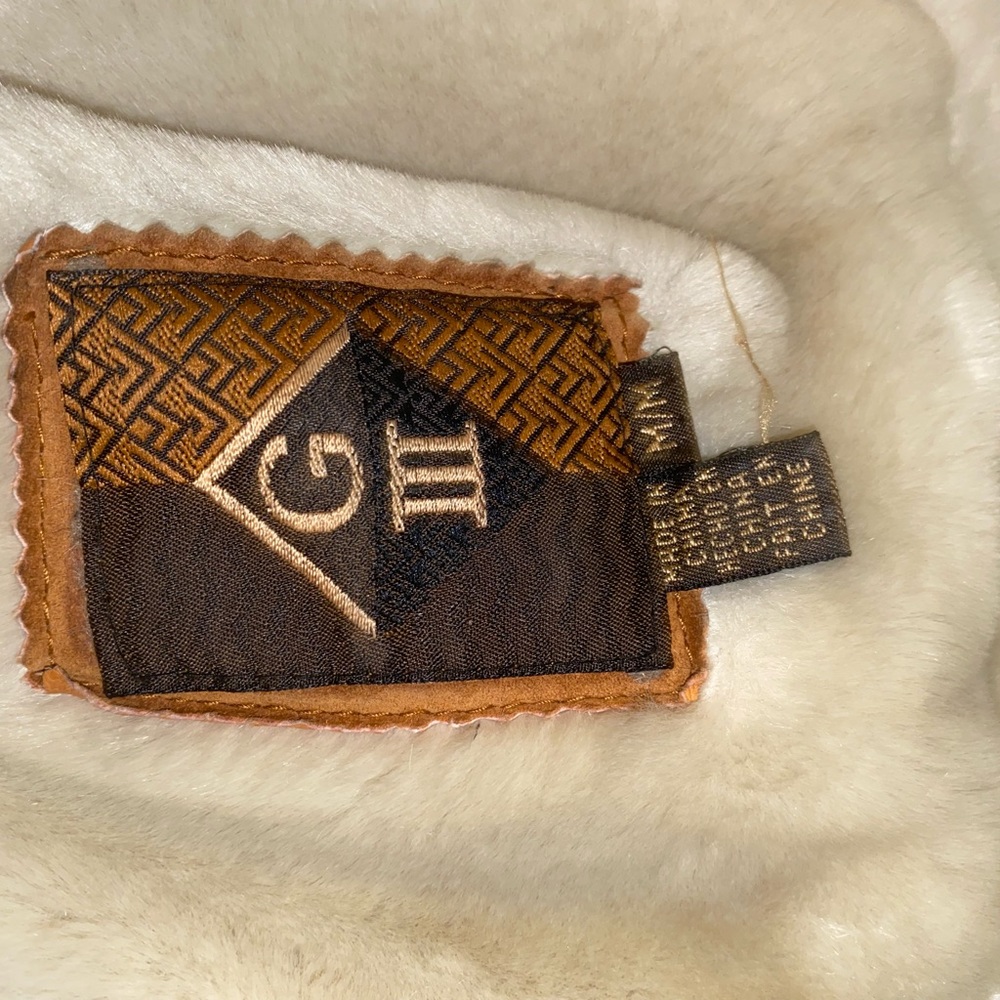 Ugg jacket - Picture 9 of 11